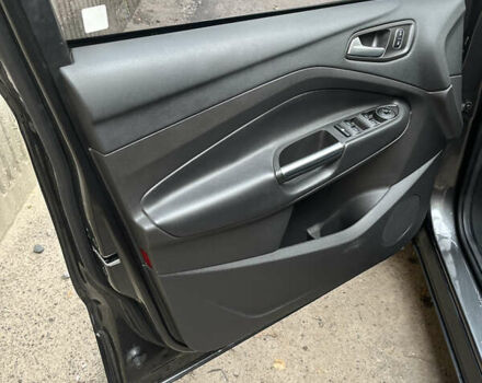 Серый Форд Эскейп, объемом двигателя 1.5 л и пробегом 143 тыс. км за 13000 $, фото 10 на Automoto.ua