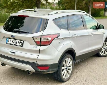 Сірий Форд Ескейп, об'ємом двигуна 1.5 л та пробігом 139 тис. км за 12000 $, фото 6 на Automoto.ua