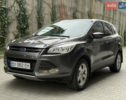 Форд Ескейп 2016 у Хмельницькому на Automoto.ua Сірий Форд Ескейп, об'ємом двигуна 1.6 л та пробігом 62 тис. км за 11800 $, фото 2 на Automoto.ua