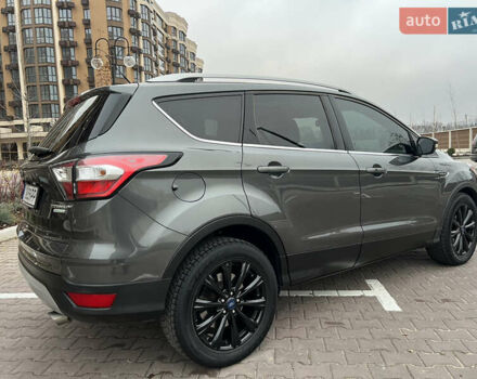 Сірий Форд Ескейп, об'ємом двигуна 2 л та пробігом 139 тис. км за 14800 $, фото 5 на Automoto.ua