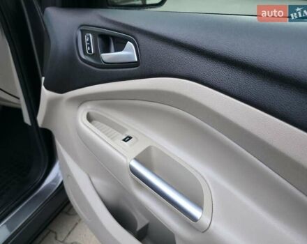 Форд Эскейп 2016 в Хмельницком на Automoto.ua Серый Форд Эскейп, объемом двигателя 2.5 л и пробегом 192 тыс. км за 9999 $, фото 37 на Automoto.ua