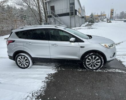 Сірий Форд Ескейп, об'ємом двигуна 2 л та пробігом 165 тис. км за 14500 $, фото 1 на Automoto.ua