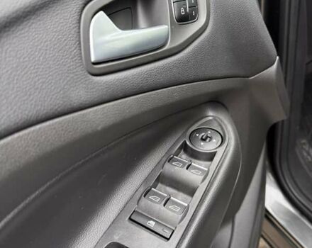 Серый Форд Эскейп, объемом двигателя 1.5 л и пробегом 150 тыс. км за 13500 $, фото 21 на Automoto.ua