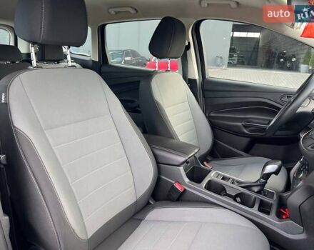 Форд Ескейп 2016 у Львові на Automoto.ua Сірий Форд Ескейп, об'ємом двигуна 2.5 л та пробігом 233 тис. км за 10990 $, фото 36 на Automoto.ua