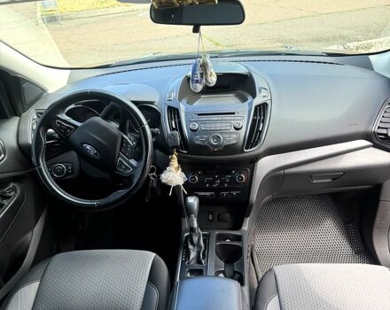 Форд Эскейп 2016 в Черкассах на Automoto.ua Серый Форд Эскейп, объемом двигателя 2 л и пробегом 161 тыс. км за 14500 $, фото 8 на Automoto.ua