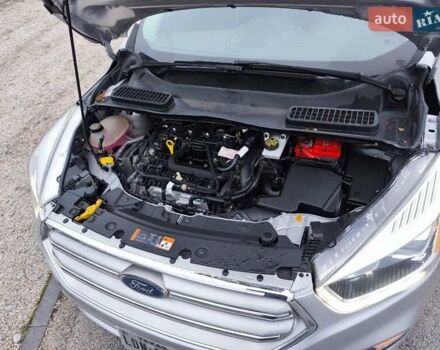 Серый Форд Эскейп, объемом двигателя 1.5 л и пробегом 136 тыс. км за 12900 $, фото 12 на Automoto.ua