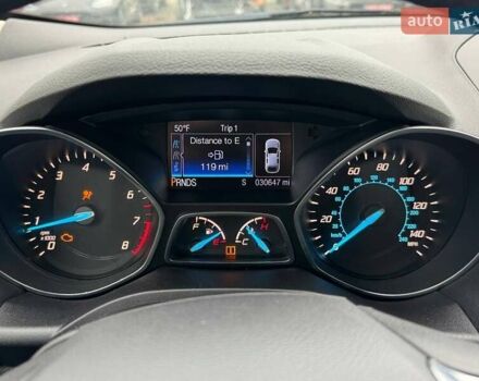 Сірий Форд Ескейп, об'ємом двигуна 2 л та пробігом 50 тис. км за 9000 $, фото 21 на Automoto.ua