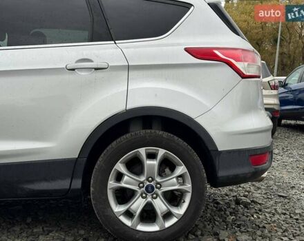 Сірий Форд Ескейп, об'ємом двигуна 2 л та пробігом 50 тис. км за 9000 $, фото 4 на Automoto.ua