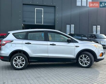Форд Ескейп 2016 у Львові на Automoto.ua Сірий Форд Ескейп, об'ємом двигуна 2.5 л та пробігом 233 тис. км за 10990 $, фото 9 на Automoto.ua