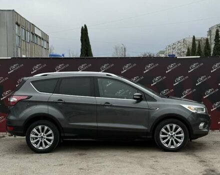 Серый Форд Эскейп, объемом двигателя 1.5 л и пробегом 150 тыс. км за 13500 $, фото 3 на Automoto.ua