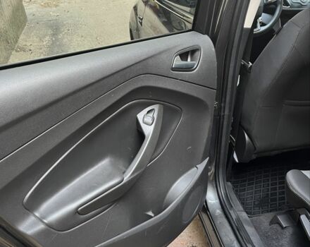 Сірий Форд Ескейп, об'ємом двигуна 1.5 л та пробігом 143 тис. км за 13000 $, фото 12 на Automoto.ua