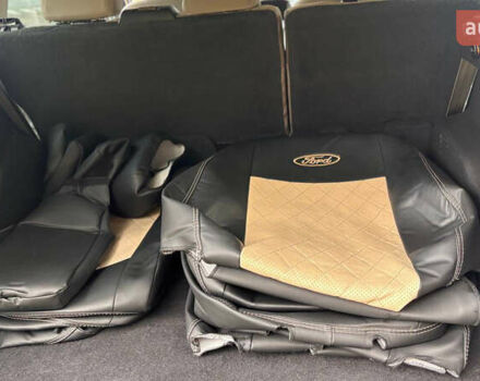 Серый Форд Эскейп, объемом двигателя 1.5 л и пробегом 169 тыс. км за 13500 $, фото 16 на Automoto.ua