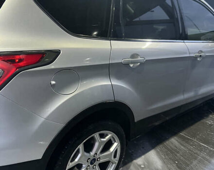 Серый Форд Эскейп, объемом двигателя 2 л и пробегом 113 тыс. км за 16500 $, фото 18 на Automoto.ua