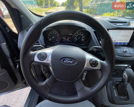 Серый Форд Эскейп, объемом двигателя 1.6 л и пробегом 110 тыс. км за 12500 $, фото 10 на Automoto.ua