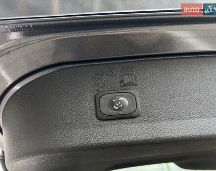 Сірий Форд Ескейп, об'ємом двигуна 2 л та пробігом 139 тис. км за 14800 $, фото 25 на Automoto.ua