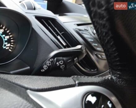 Форд Эскейп 2016 в Хмельницком на Automoto.ua Серый Форд Эскейп, объемом двигателя 2.5 л и пробегом 192 тыс. км за 9999 $, фото 21 на Automoto.ua