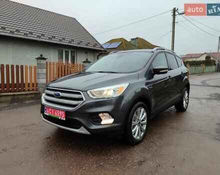 Сірий Форд Ескейп, об'ємом двигуна 2 л та пробігом 204 тис. км за 12200 $, фото 1 на Automoto.ua
