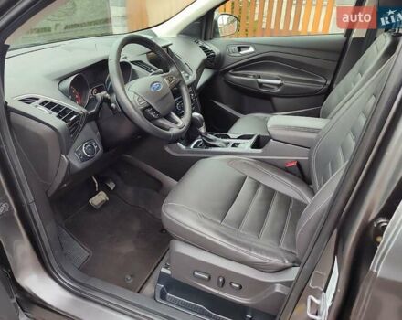 Сірий Форд Ескейп, об'ємом двигуна 2 л та пробігом 204 тис. км за 12200 $, фото 25 на Automoto.ua