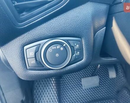 Форд Эскейп 2017 в Кривом Роге на Automoto.ua Серый Форд Эскейп, объемом двигателя 1.5 л и пробегом 81 тыс. км за 12400 $, фото 19 на Automoto.ua