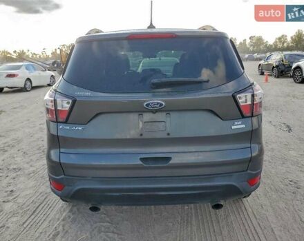 Сірий Форд Ескейп, об'ємом двигуна 0 л та пробігом 77 тис. км за 1400 $, фото 5 на Automoto.ua