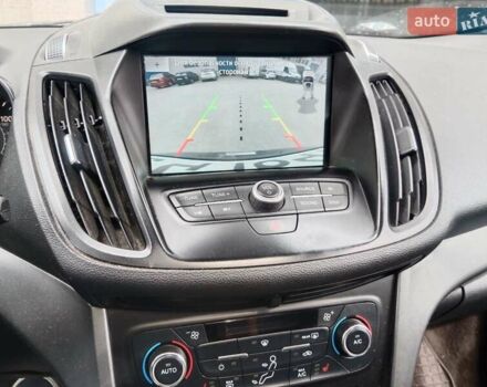 Сірий Форд Ескейп, об'ємом двигуна 1.5 л та пробігом 180 тис. км за 13100 $, фото 8 на Automoto.ua