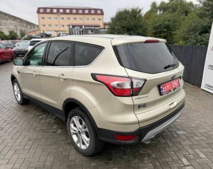 Сірий Форд Ескейп, об'ємом двигуна 1.5 л та пробігом 137 тис. км за 10100 $, фото 2 на Automoto.ua