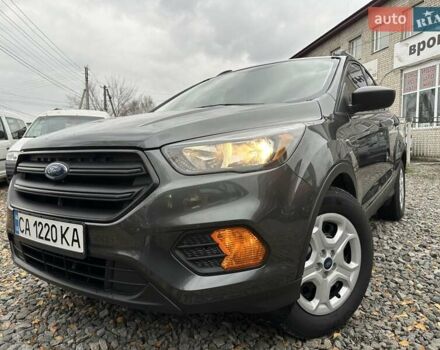 Серый Форд Эскейп, объемом двигателя 2.5 л и пробегом 171 тыс. км за 11950 $, фото 1 на Automoto.ua