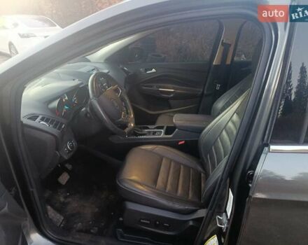 Серый Форд Эскейп, объемом двигателя 1.5 л и пробегом 137 тыс. км за 13000 $, фото 2 на Automoto.ua