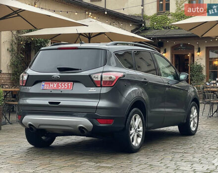 Серый Форд Эскейп, объемом двигателя 1.5 л и пробегом 235 тыс. км за 9550 $, фото 6 на Automoto.ua