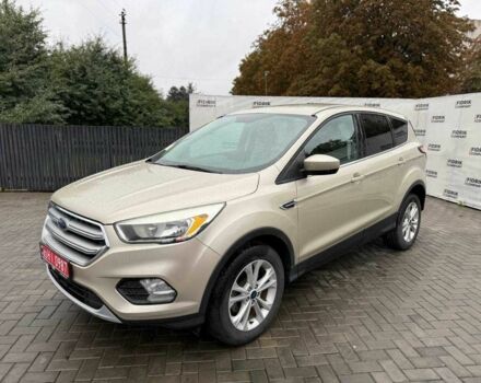 Сірий Форд Ескейп, об'ємом двигуна 1.5 л та пробігом 137 тис. км за 10100 $, фото 1 на Automoto.ua