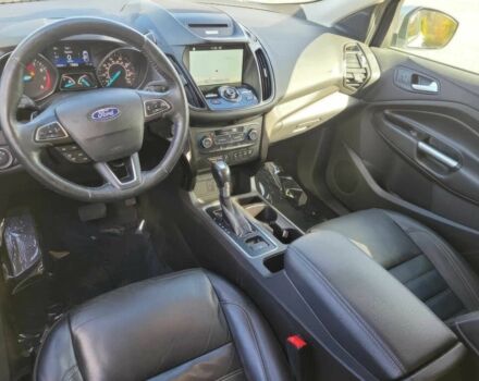 Серый Форд Эскейп, объемом двигателя 2 л и пробегом 51 тыс. км за 5100 $, фото 6 на Automoto.ua