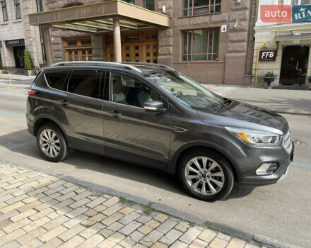 Серый Форд Эскейп, объемом двигателя 2 л и пробегом 86 тыс. км за 16500 $, фото 1 на Automoto.ua