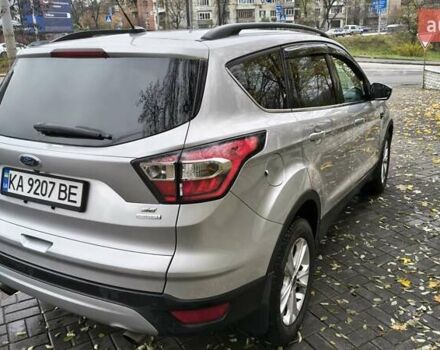 Серый Форд Эскейп, объемом двигателя 1.5 л и пробегом 45 тыс. км за 14800 $, фото 5 на Automoto.ua