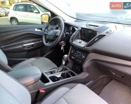 Серый Форд Эскейп, объемом двигателя 1.5 л и пробегом 118 тыс. км за 14690 $, фото 25 на Automoto.ua