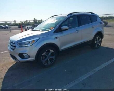 Серый Форд Эскейп, объемом двигателя 1.5 л и пробегом 39 тыс. км за 1200 $, фото 1 на Automoto.ua