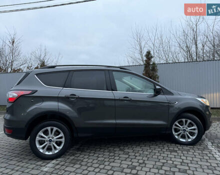 Серый Форд Эскейп, объемом двигателя 1.5 л и пробегом 155 тыс. км за 15500 $, фото 17 на Automoto.ua