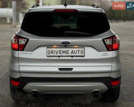 Серый Форд Эскейп, объемом двигателя 1.5 л и пробегом 193 тыс. км за 10999 $, фото 5 на Automoto.ua