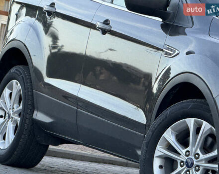 Серый Форд Эскейп, объемом двигателя 1.5 л и пробегом 176 тыс. км за 11999 $, фото 7 на Automoto.ua