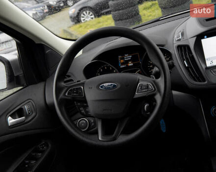 Серый Форд Эскейп, объемом двигателя 2 л и пробегом 33 тыс. км за 15000 $, фото 10 на Automoto.ua