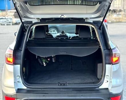 Сірий Форд Ескейп, об'ємом двигуна 1.5 л та пробігом 136 тис. км за 13200 $, фото 7 на Automoto.ua