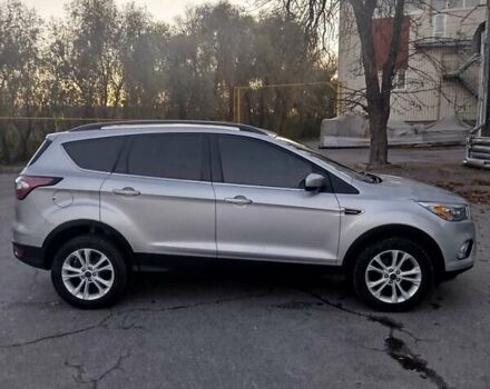 Форд Эскейп 2017 в Немирове на Automoto.ua Серый Форд Эскейп, объемом двигателя 1.5 л и пробегом 118 тыс. км за 14000 $, фото 13 на Automoto.ua