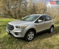 Форд Эскейп 2017 в Белой Церкве на Automoto.ua Серый Форд Эскейп, объемом двигателя 2.5 л и пробегом 195 тыс. км за 12600 $, фото 1 на Automoto.ua