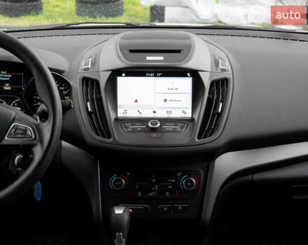 Серый Форд Эскейп, объемом двигателя 2 л и пробегом 33 тыс. км за 15000 $, фото 9 на Automoto.ua