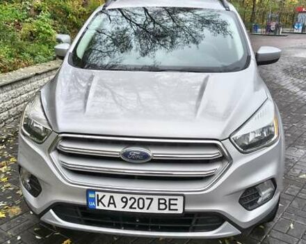 Серый Форд Эскейп, объемом двигателя 1.5 л и пробегом 45 тыс. км за 14800 $, фото 2 на Automoto.ua