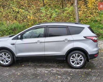 Серый Форд Эскейп, объемом двигателя 1.5 л и пробегом 45 тыс. км за 14800 $, фото 1 на Automoto.ua