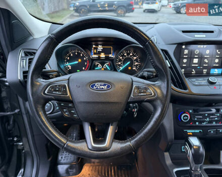 Серый Форд Эскейп, объемом двигателя 1.5 л и пробегом 155 тыс. км за 15500 $, фото 56 на Automoto.ua