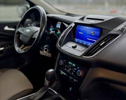 Серый Форд Эскейп, объемом двигателя 1.5 л и пробегом 193 тыс. км за 10999 $, фото 21 на Automoto.ua