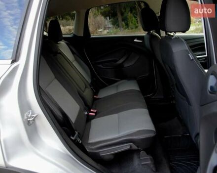 Сірий Форд Ескейп, об'ємом двигуна 2 л та пробігом 137 тис. км за 12900 $, фото 33 на Automoto.ua