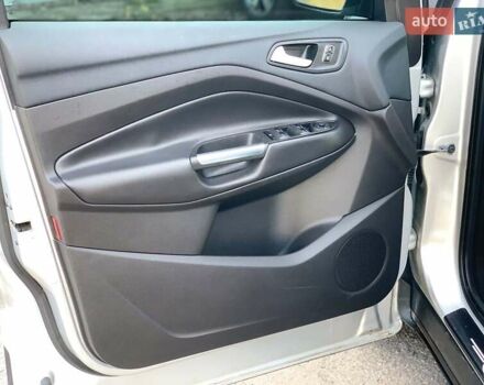 Серый Форд Эскейп, объемом двигателя 1.5 л и пробегом 118 тыс. км за 14690 $, фото 20 на Automoto.ua