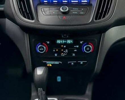 Серый Форд Эскейп, объемом двигателя 1.5 л и пробегом 193 тыс. км за 10999 $, фото 25 на Automoto.ua